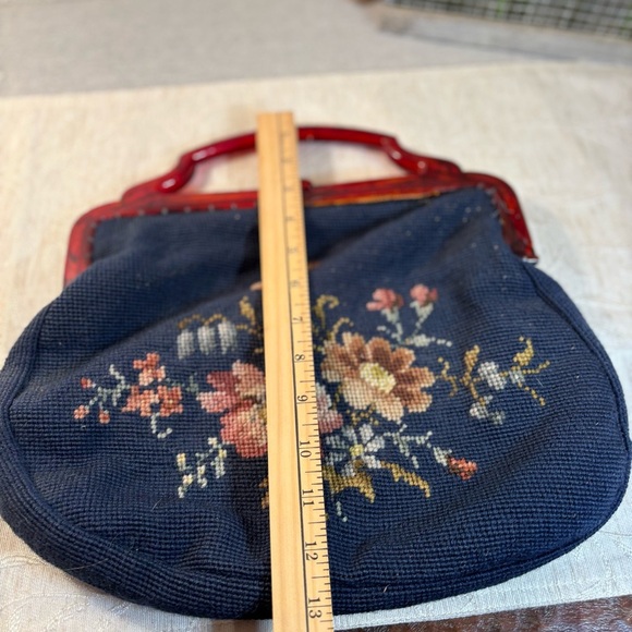 Vintage Sewing Tapestry Bag/Handbag with Bakelite Handle, Blue Floral. Clutch - Picture 4 of 16